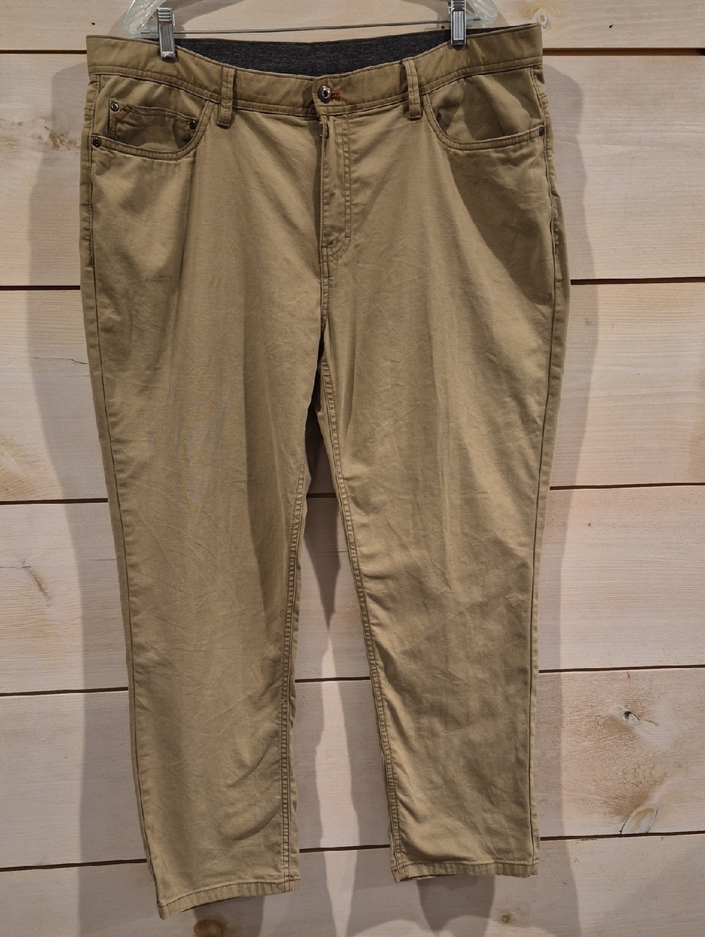 Weatherproof Brand Classic Men Khaki Straight-Leg Pants 40/30 Very Comfortable